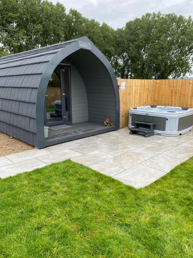 Mowbray Cottages & Glamping South Kilvington Exterior foto
